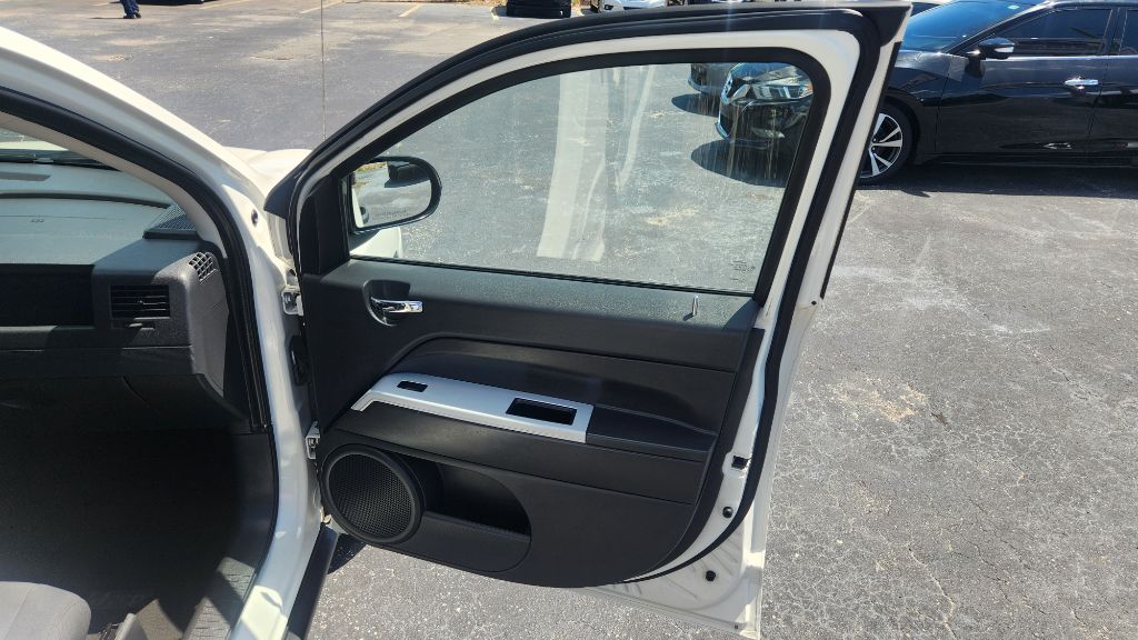 2008 Jeep Compass Sport - Photo 14