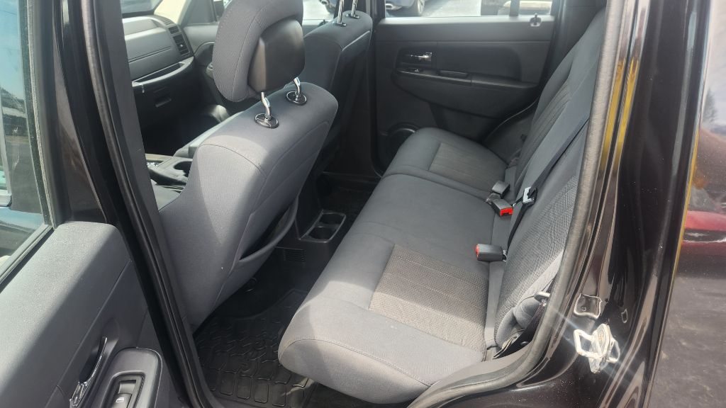 2012 Jeep Liberty Sport - Photo 16