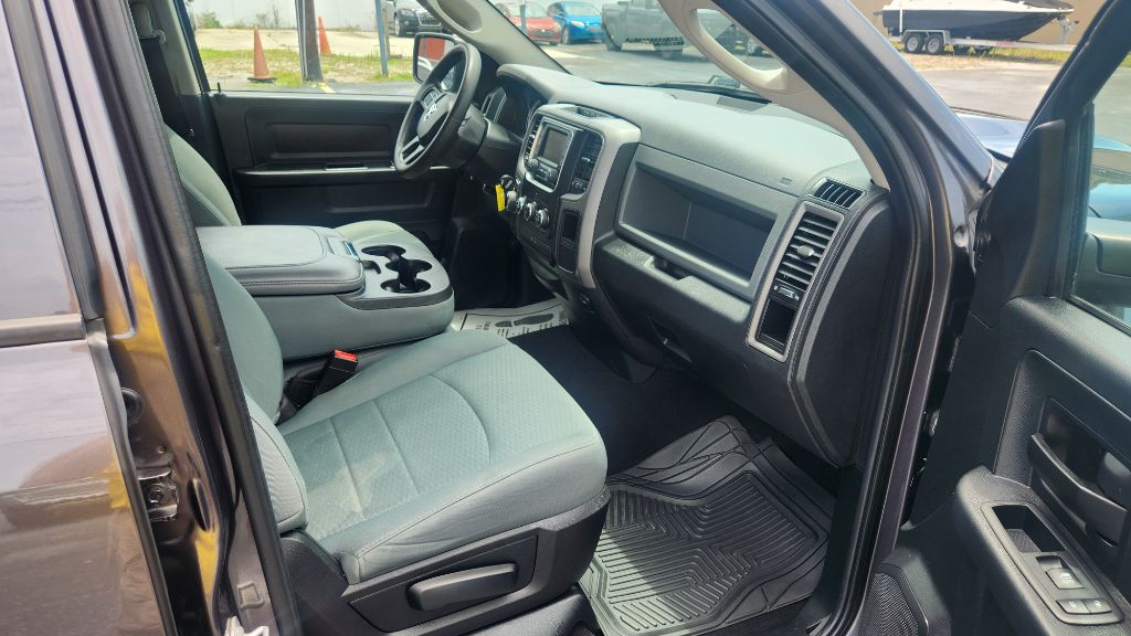 2016 RAM Ram 1500 Pickup Express - Photo 18